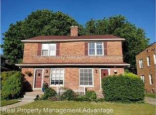 207 S Pleasant St, Royal Oak, MI 48067