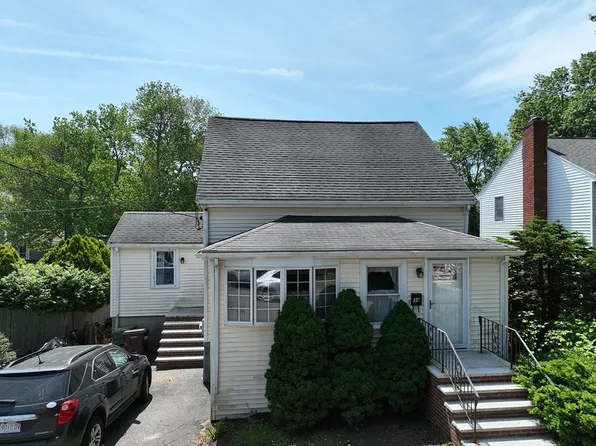 34 Trenton Rd, Dedham, MA 02026