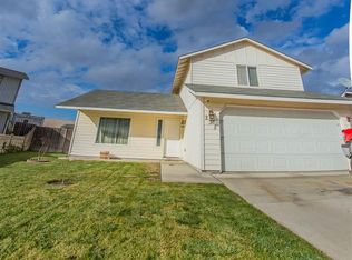 235 E Lilac Pl, Othello, WA 99344