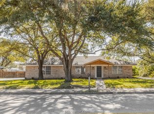 3506 Carter Creek Pkwy, Bryan, TX 77802
