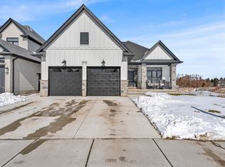 2222 Linkway Blvd, London, ON N6K 0K9