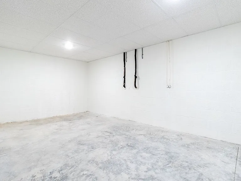 456 Pond Apple Rd #42 — Photo 33