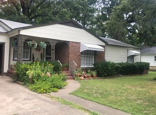 713 Saint Thomas Dr, Athens, TX 75751