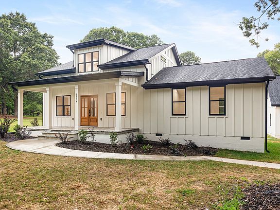 3rd image of 1804 Carpenter Pond Rd