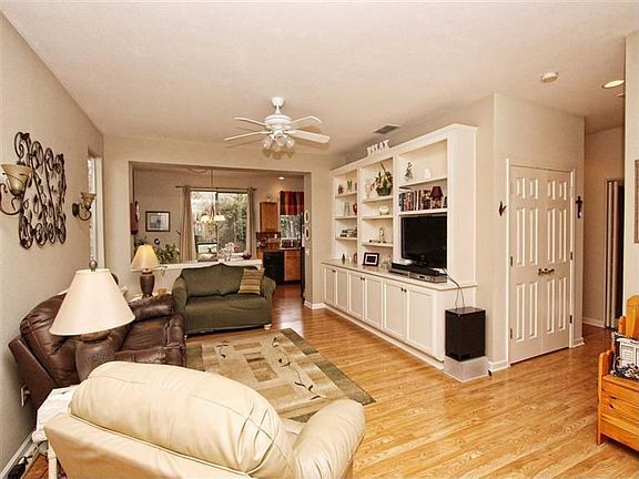 4th image of 6064 Buckskin Ln