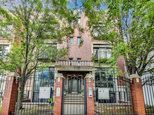 1410 W Chestnut St APT 3E, Chicago, IL 60642