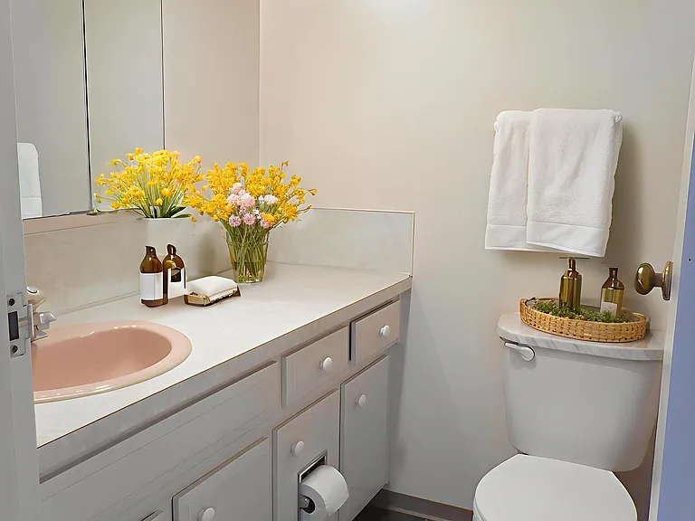 1550 Duchess Ave #501 — Photo 8
