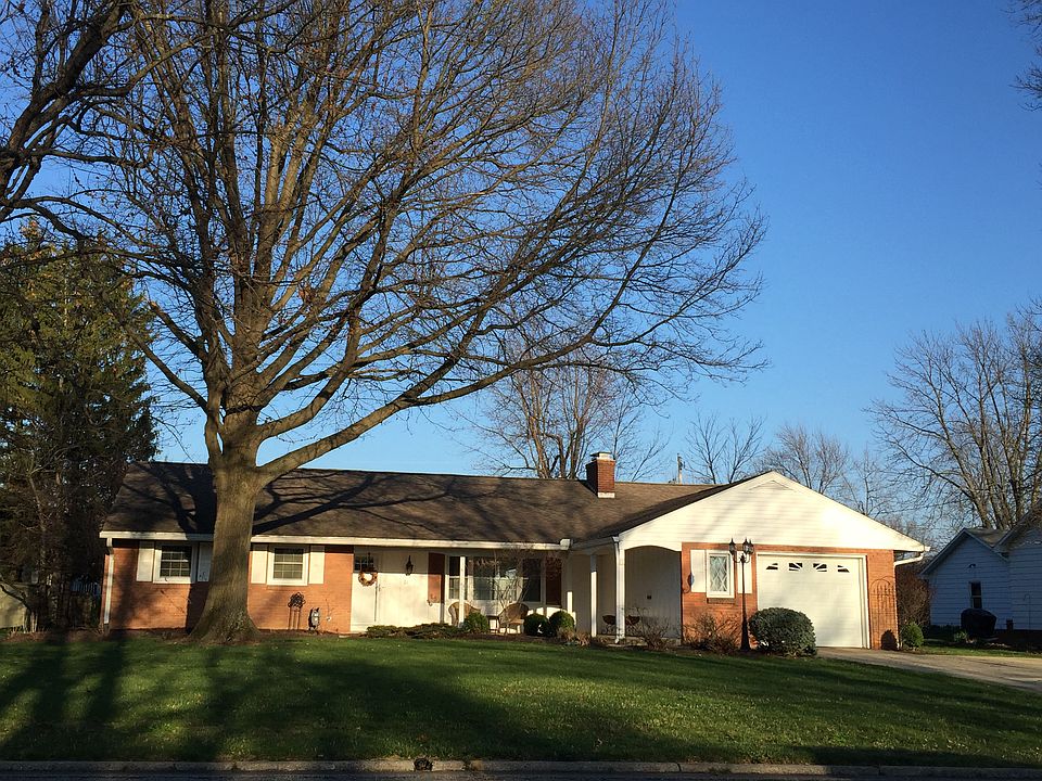 1st image of 71 Edgewood Dr