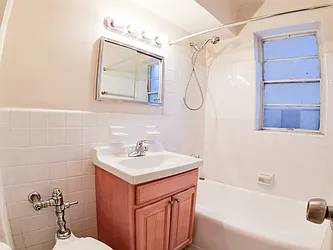 Rented by Urban Real Estate Inc