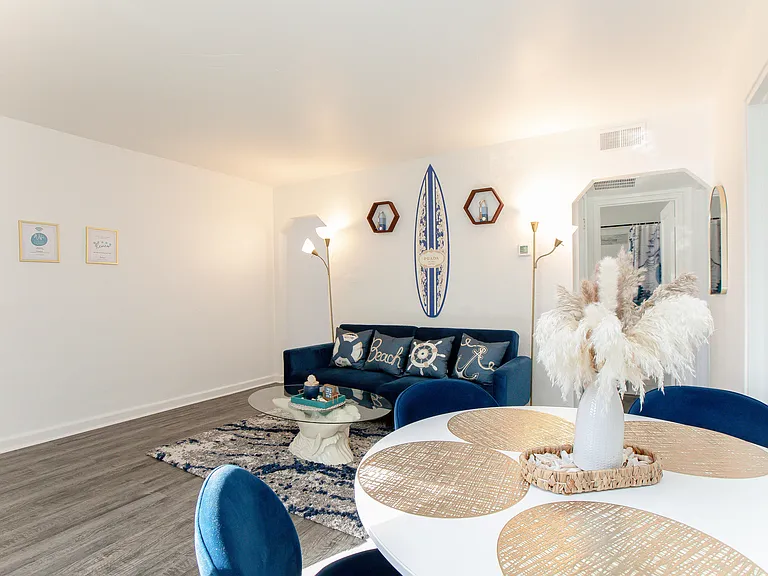 1324 Hillside Ave #D — Photo 8