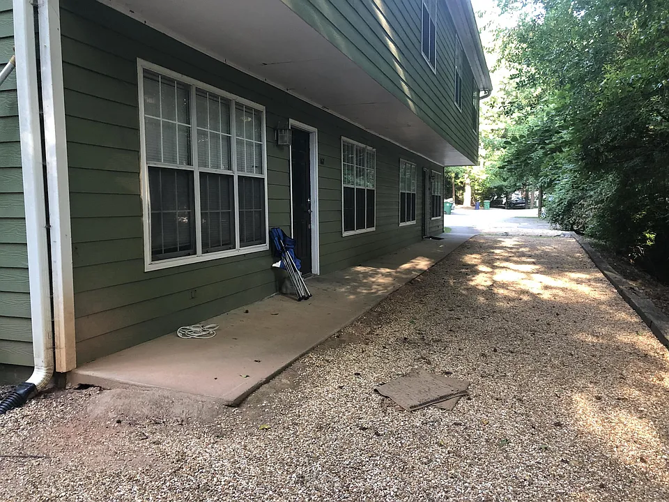 167 Oxford Ct