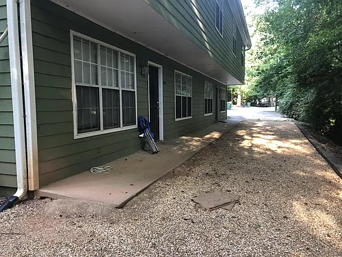 167 Oxford Ct Photo 1