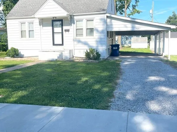 305 S 3rd St, Marion, IL 62959