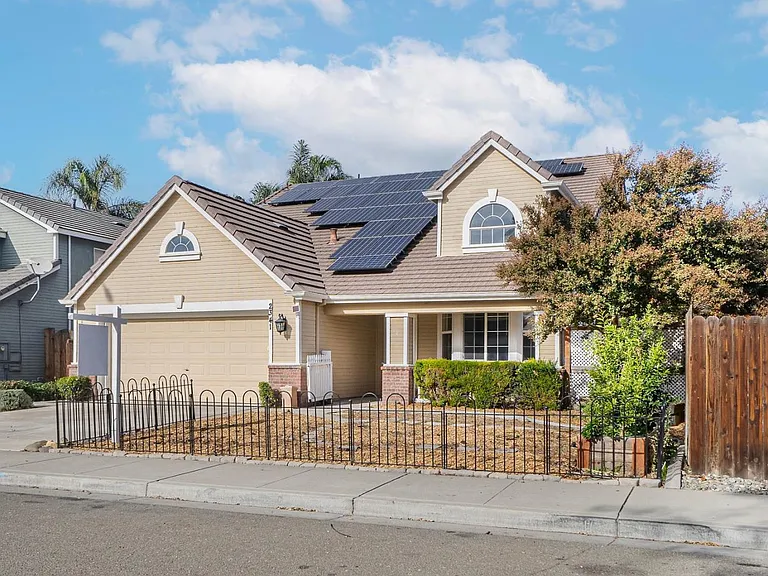 2341 Arthur Nate Haugh Dr — Photo 3