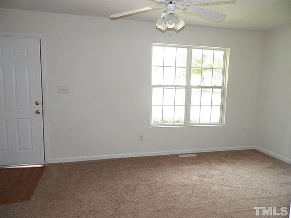 4th image of 89 Twin Pines Ct