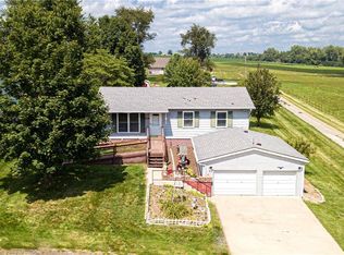 209 SE 3rd St, Faucett, MO 64448
