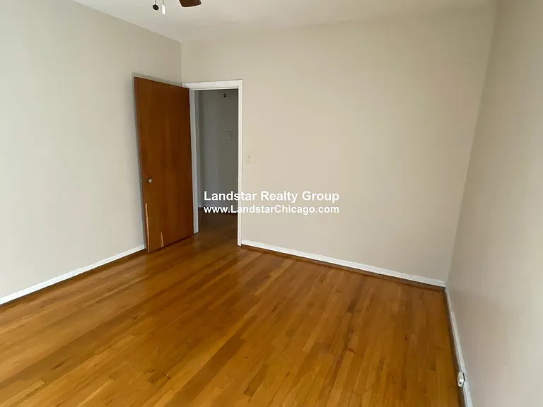 1914 W Lunt Ave #3S — Photo 12