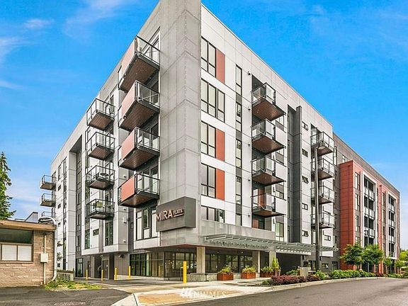 2nd image of 1085 103rd Ave NE #127