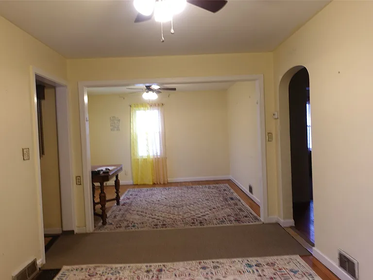 57 Fowler Ave — Photo 4