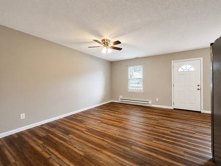 110 Felmet St #2A — Photo 19