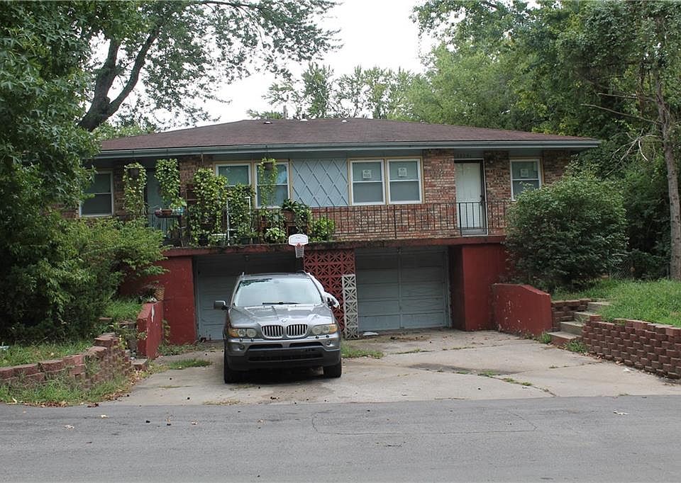 1st image of 10501 E 8th St S