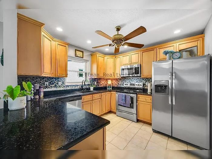 11414 Walsingham Rd — Photo 8