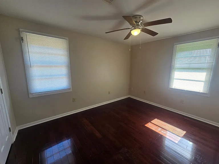 4900 Lurline St — Photo 10