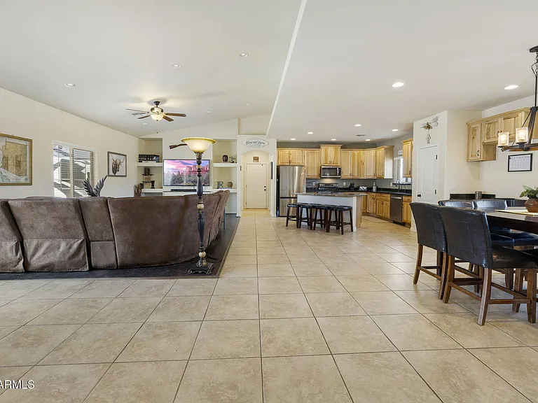 10930 S Banjo Way — Photo 7