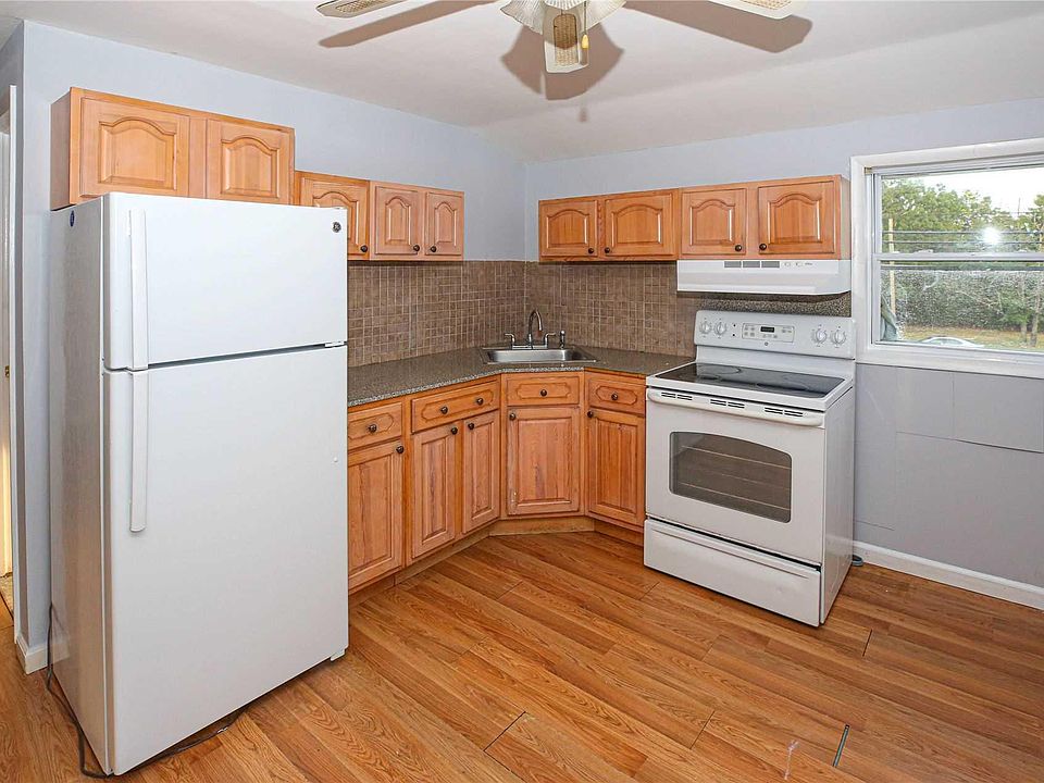 1st image of 232 Wantagh Ave #2J