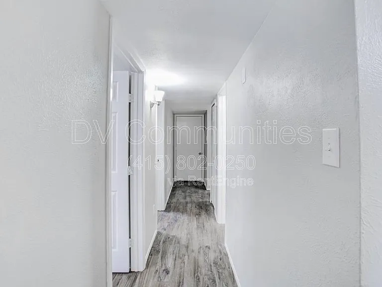 5806 Evening Shadows Ln — Photo 16