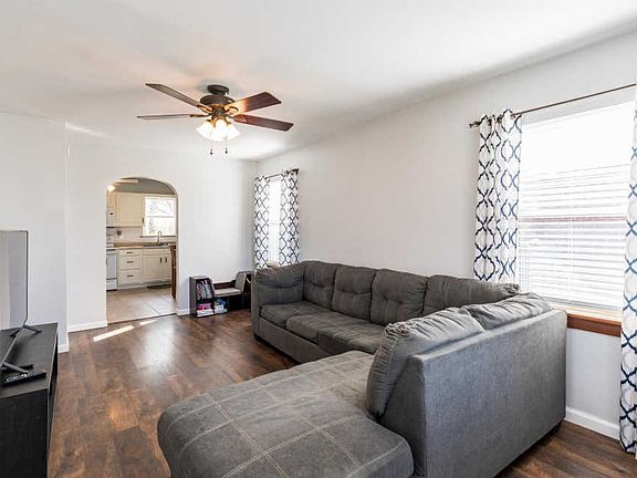 5th image of 1315 Dayton Ave