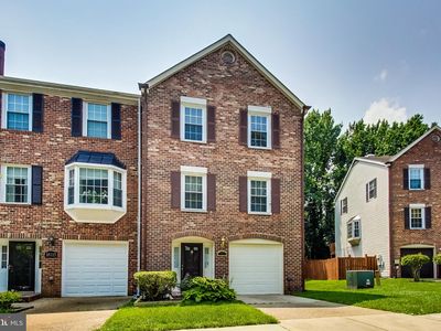 10313 Broom Ln, Lanham, MD, 20706