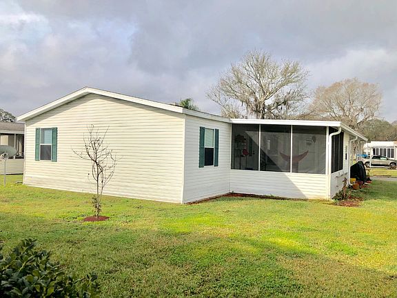 3rd image of 3228 Sunset Oaks Dr