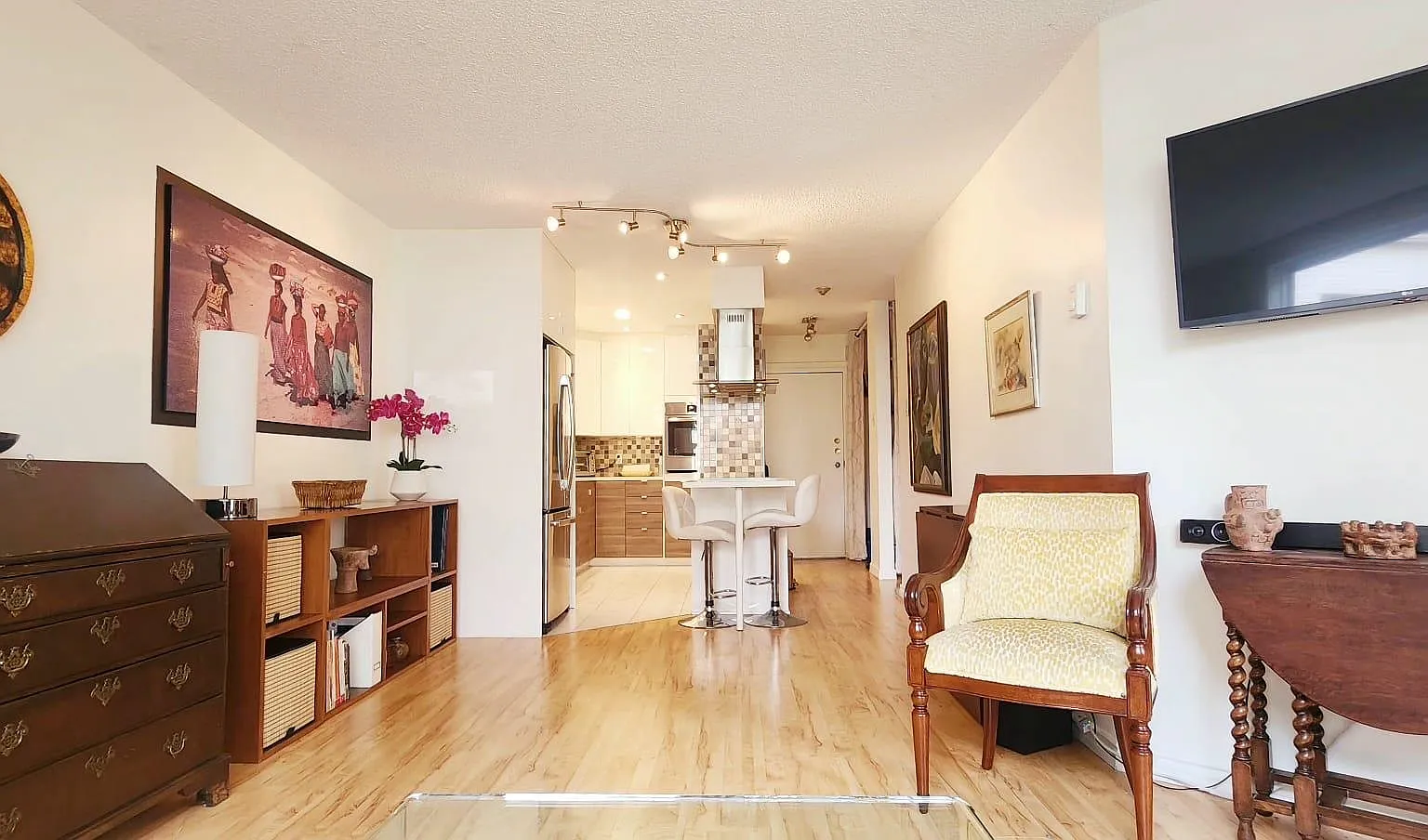 1 bed, 640 sqft, $2,550 — Photo 2