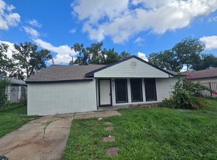 5811 Southwell St, Houston, TX 77033