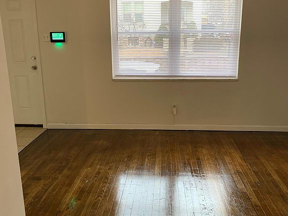 4th image of 4218 Schiller Pl