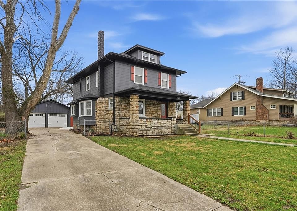 1st image of 4207 E 61st St