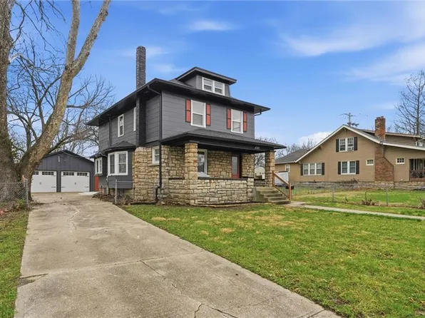 4207 E 61st St, Kansas City, MO 64130