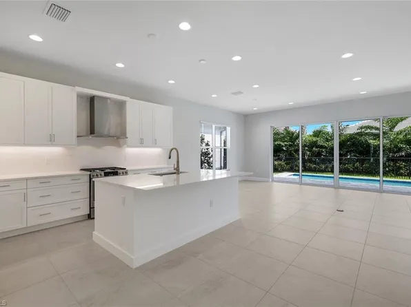 2741 Durham CIR, OTHER, FL 34112