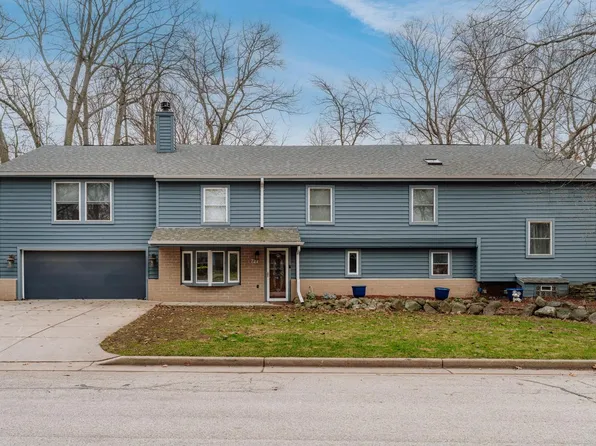 727 East Madison STREET, Oconomowoc, WI 53066