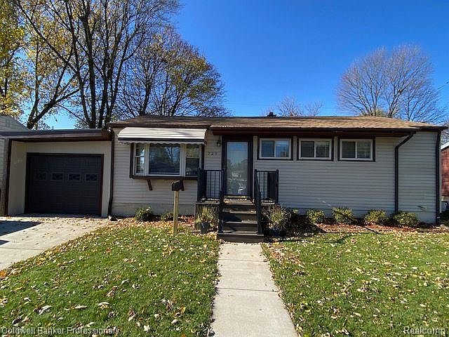 1st image of 729 Woodbine Dr