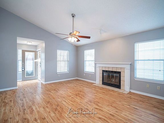 4th image of 4113 Argenta Way