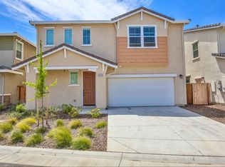 8428 Amber Valley Ln, Elk Grove, CA 95758