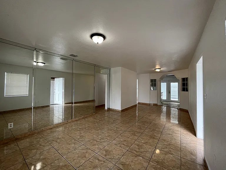 9870 Nicaragua Dr — Photo 4