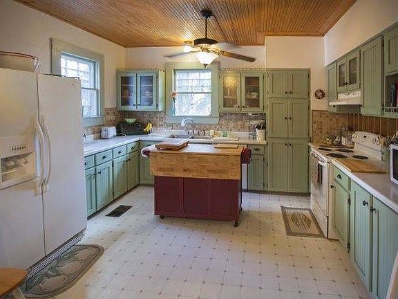 4th image of 114 Queens Crescent St