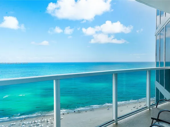 18001 Collins Ave #2109, North Miami Beach, FL 33160
