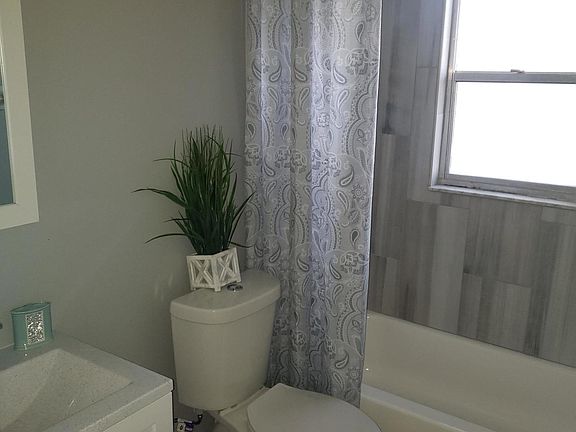 5th image of 2130 TIMBER CREEK Court S