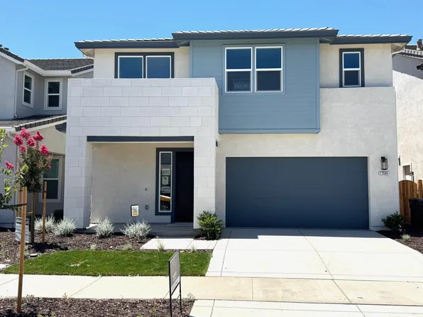 17585 Bushwick Ln, Lathrop, CA 95330