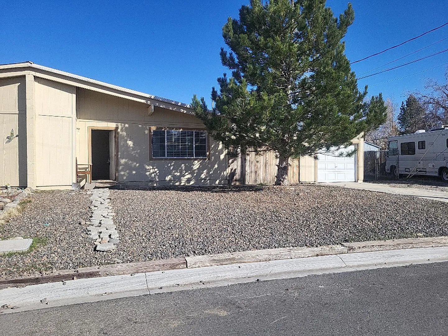 13390 Mount Lassen - 3 Bedroom home in Stead — Photo 1