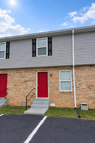 179 Ingle Dr #B5 Photo 1